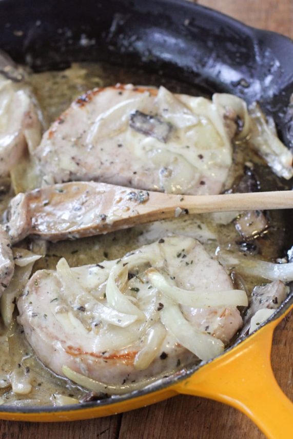 15 Minute Pork Chop Skillet Recipe on the range
